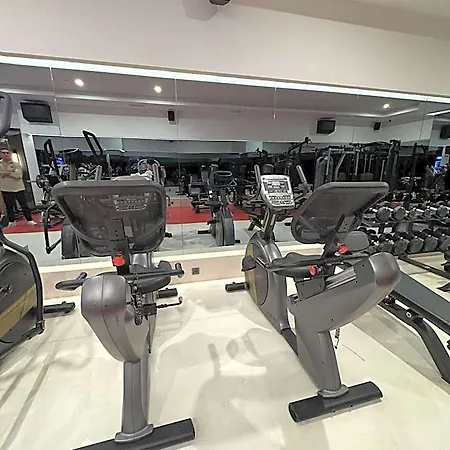 Granada Luxury Red Adult Only Odaonu